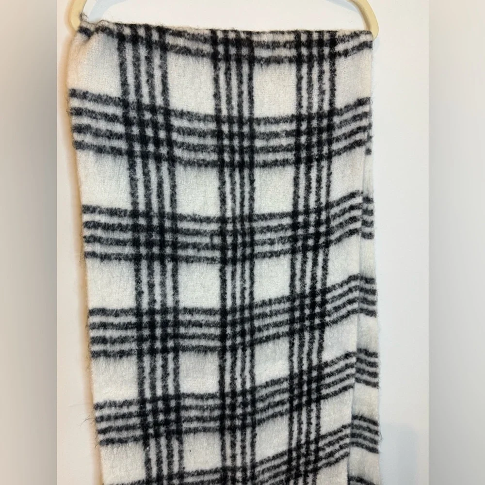 NEW Express Chunky Thick Scarf Oversized with Fringe Detail One size
